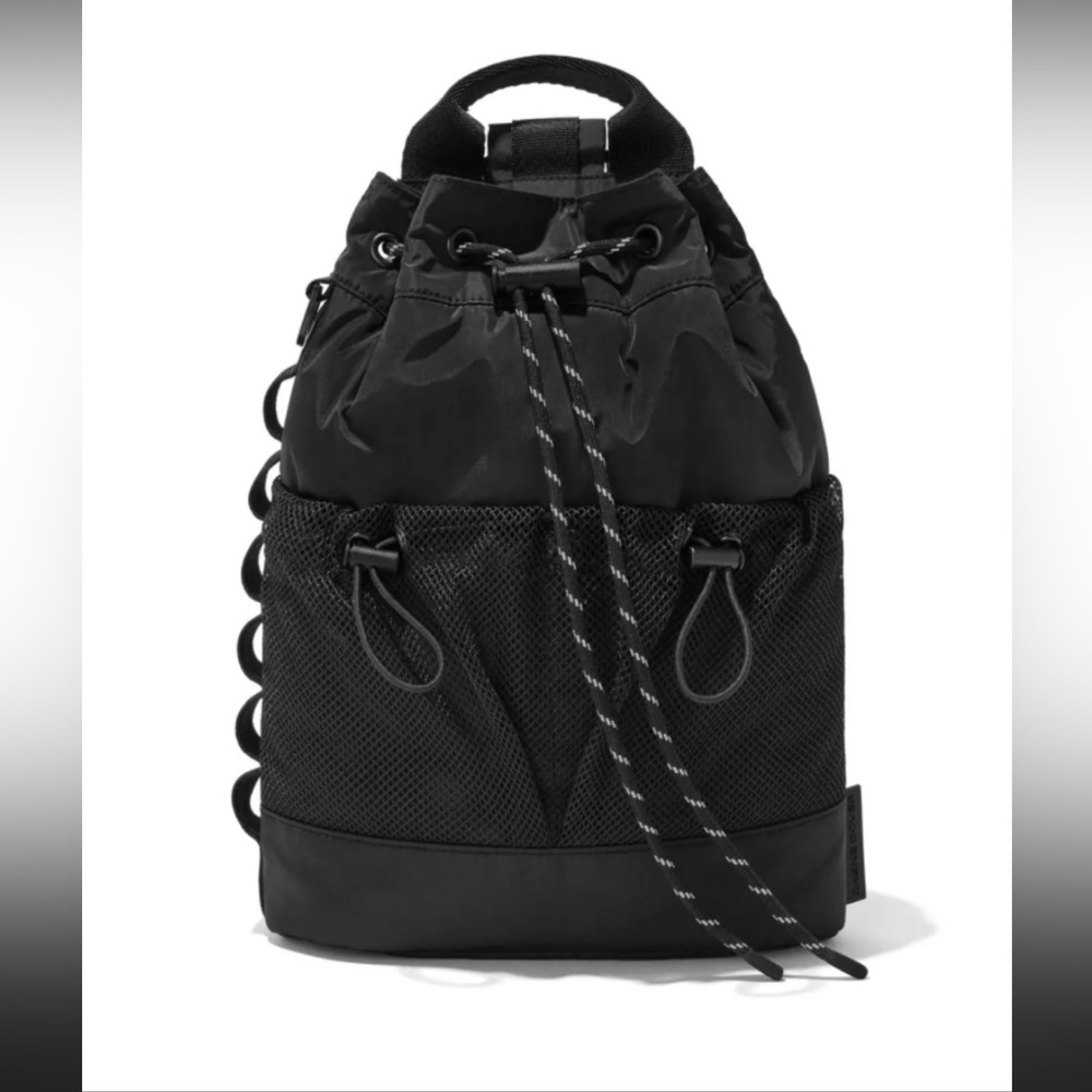 Dagne Dover nova sling